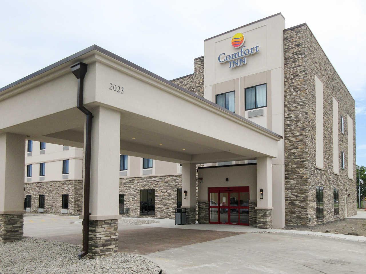 Comfort Inn Altoona-Des Moines Exterior photo