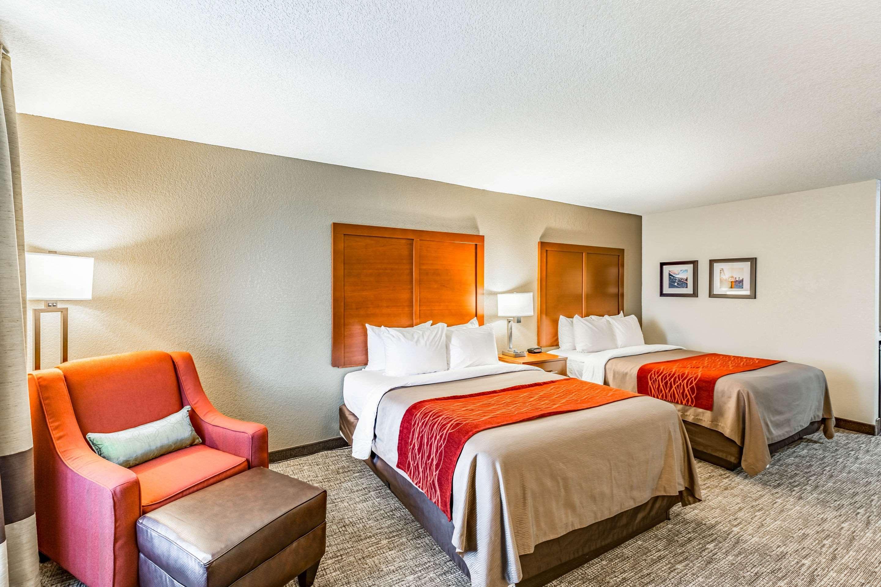 Comfort Inn Altoona-Des Moines Exterior photo